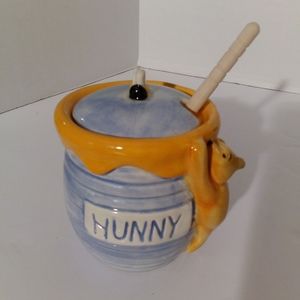 Winnie the Pooh honey pot